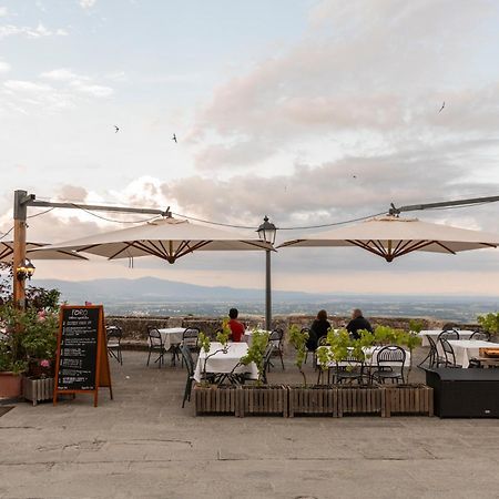 Готель Foro Osteria Imperfetta Чивітелла-ін-Валь-ді-К'яна Екстер'єр фото